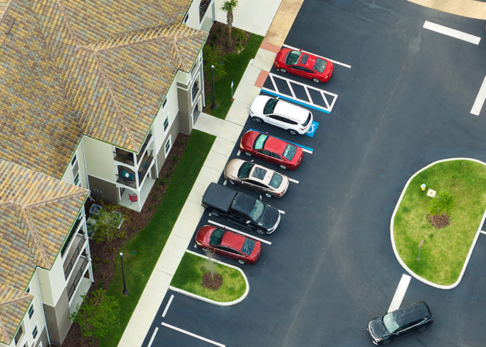 This girlfriend wanted her boyfriend to help cover parking costs, but he refused